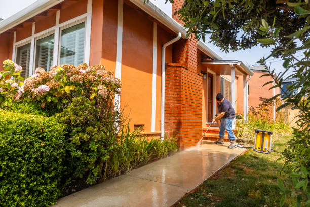 Best Concrete Pressure Washing  in North Miami, FL